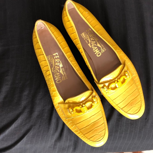 salvatore ferragamo flats - Picture 3 of 5